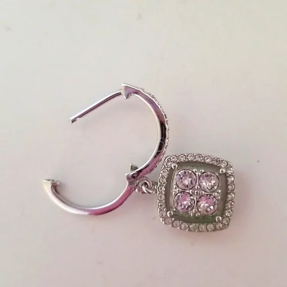 Woman's Fashion Pierced Earrings - Picture 4 of 5